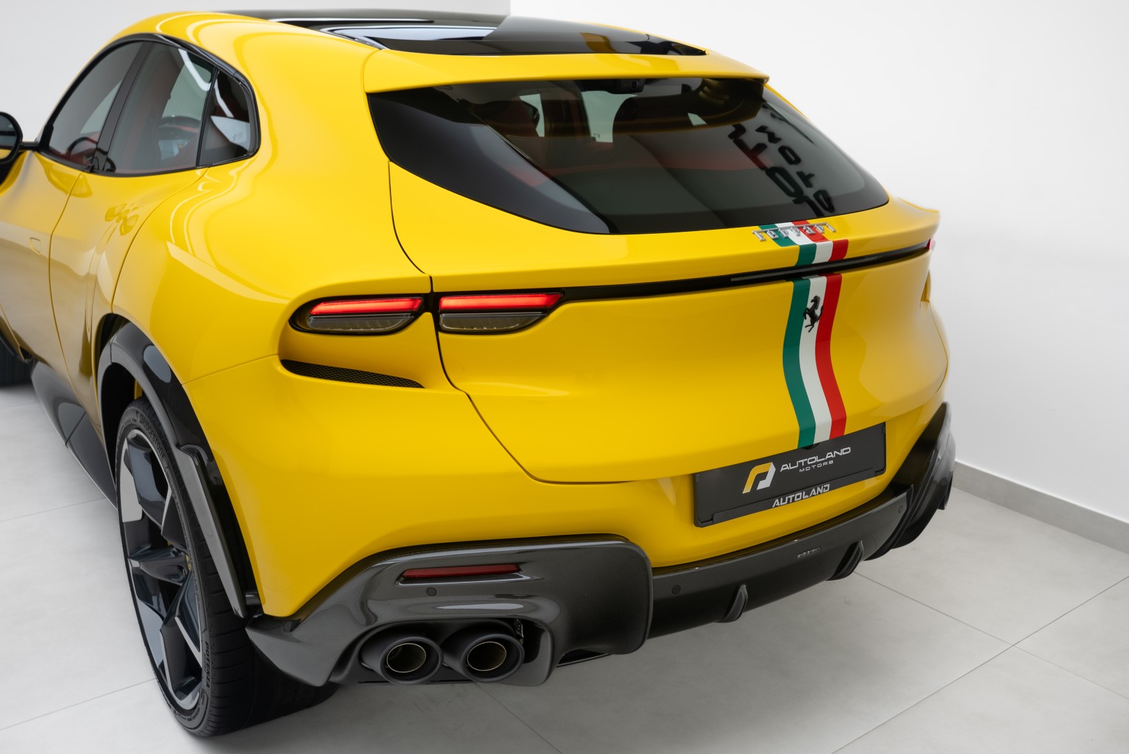 2025 FERRARI PUROSANGUE | FULL CARBON | MAIN DEALER SERVICE | HIGH SPECS |